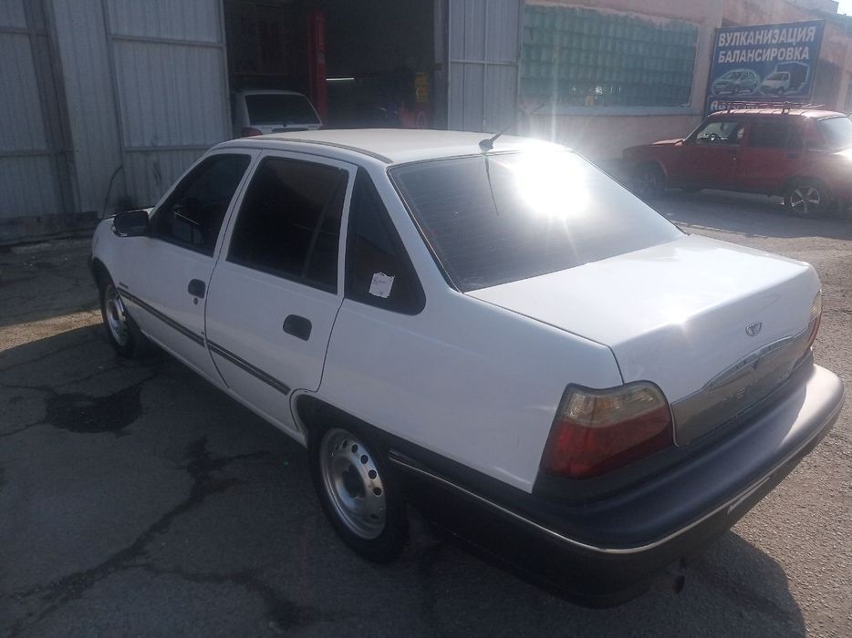 Nexia 1 sons sotiladi