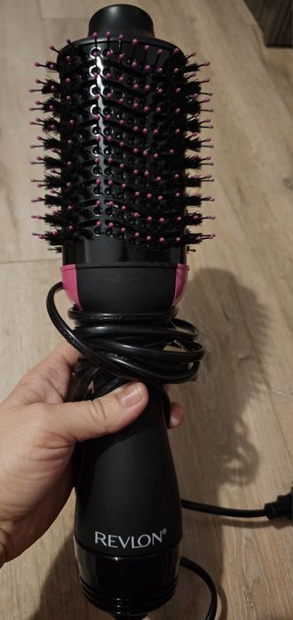 Perie electrica Revlon