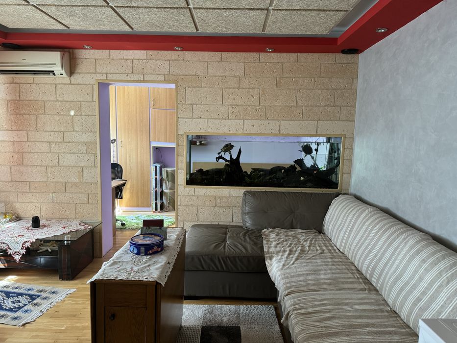 Vand apartament 2 camere