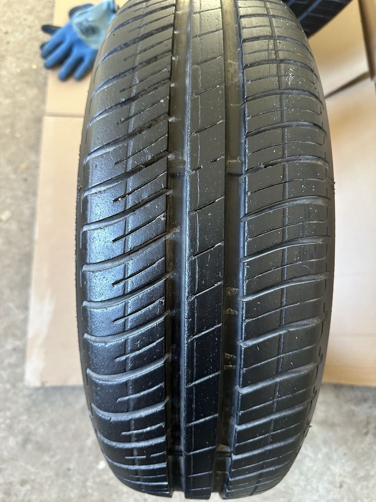 Летни Гуми Dunlop Street Response 2 185 65 14 Dot 2022 Година