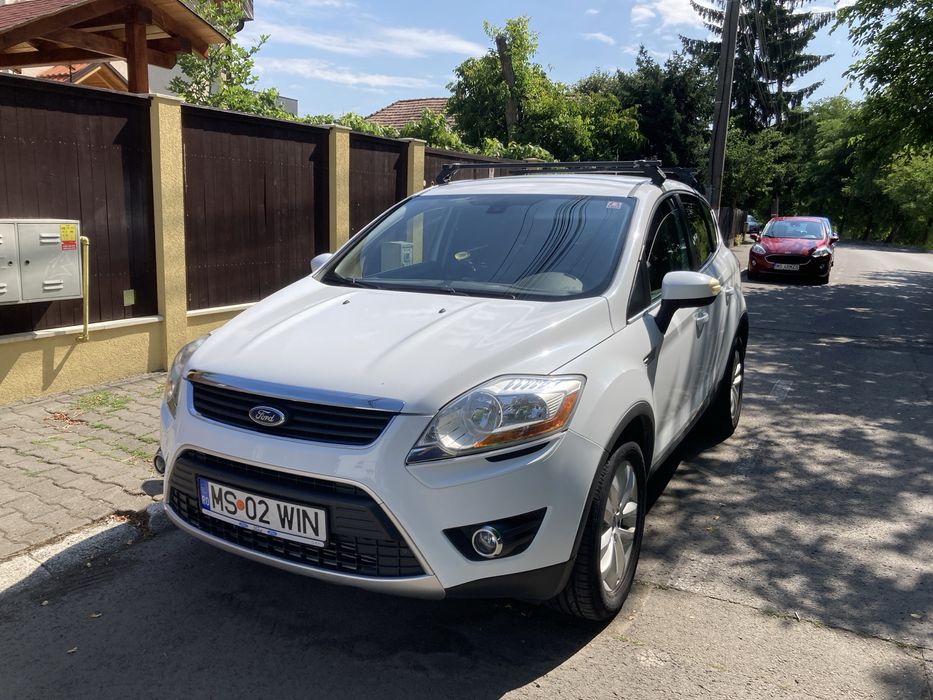 Ford Kuga 4x4 136 CP