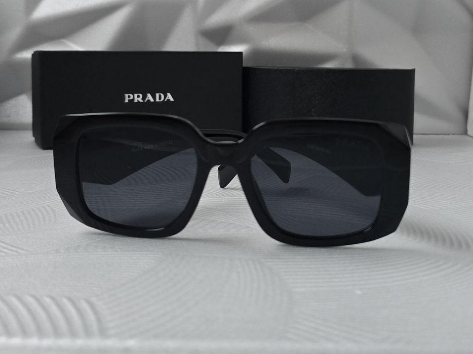 Дамски слънчеви очила правоъгълни квадратни