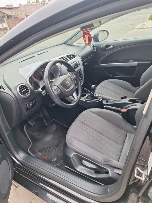 Seat Leon Model 2012 motor 1.4l benzina, euro5, navi, clima, senzori