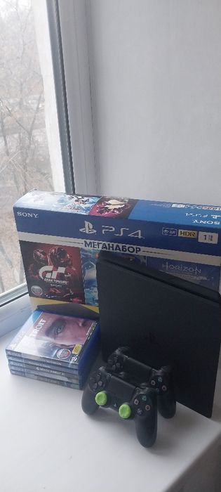 Сони ПС 4 Слим 1тб ПлейСтейшен