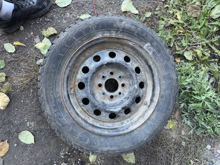 Штамп с резиной на ваз Р14 185/60