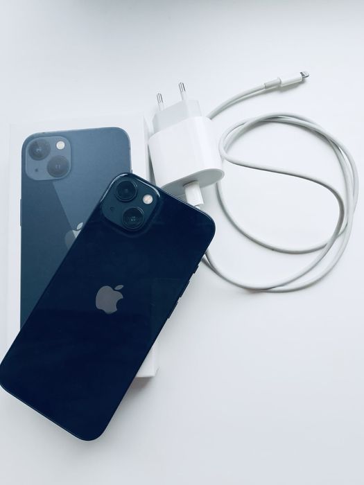 Айфон 13 midnight