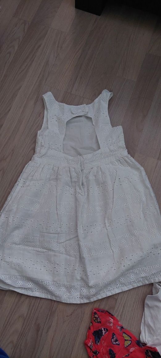 Zara, Nike, HM като нови, лот рокля, топове, шапка, 4-5 г., 110см