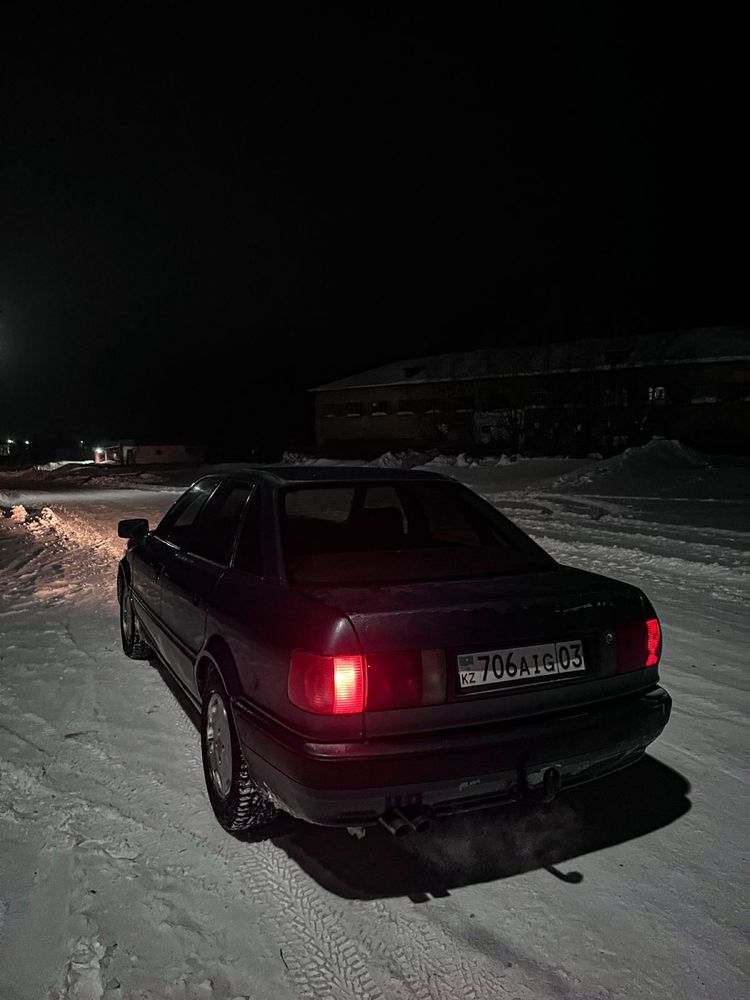Продам ауди б4 80