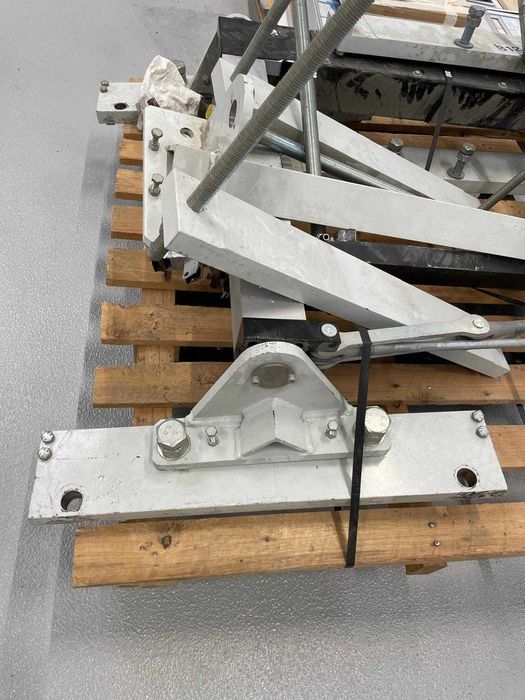 Brat pivotant aluminiu lungime 7m sarcina 200kg pentru macara