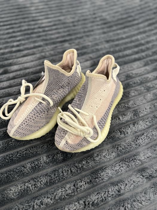 Yeezy 350 barbat