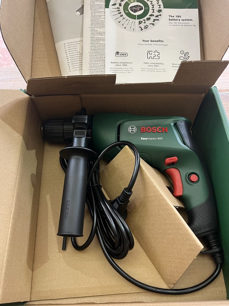 Bosch EasyImpact 600 – Чисто нова ударна бормашина, 600W, с гаранция