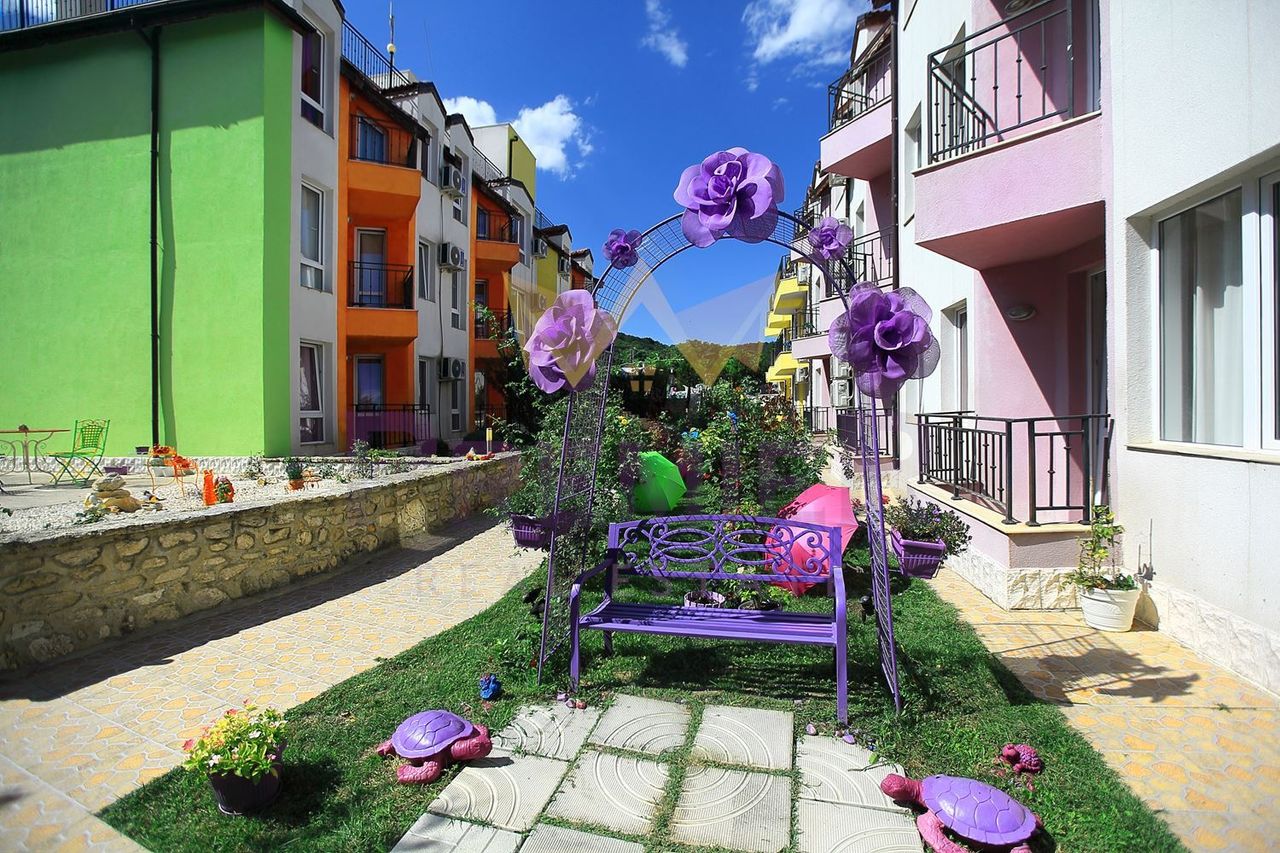 Продава се Двустаен апартамент в Балчик - 56 кв.м за 982 €/кв.м - Снимка #2