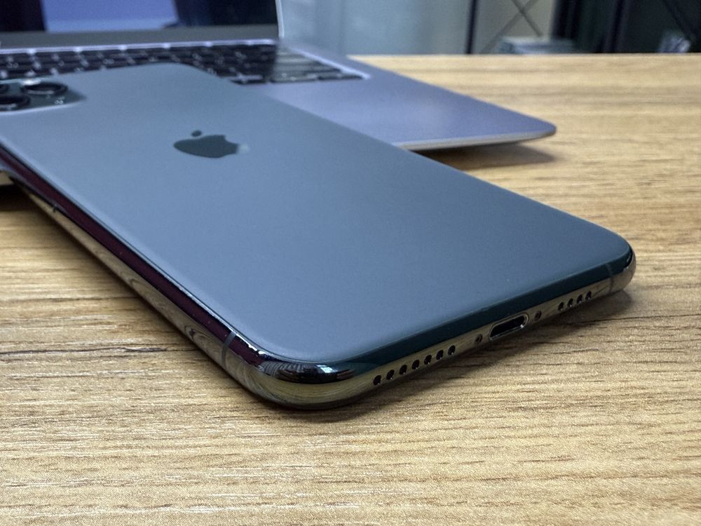 iPhone 11 Pro Max в рассрочку с первым взносым 169 у.е.