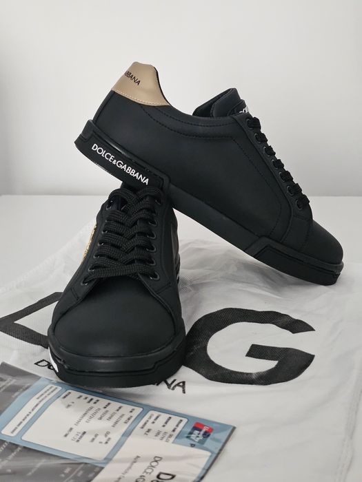 Adidași negri unisex