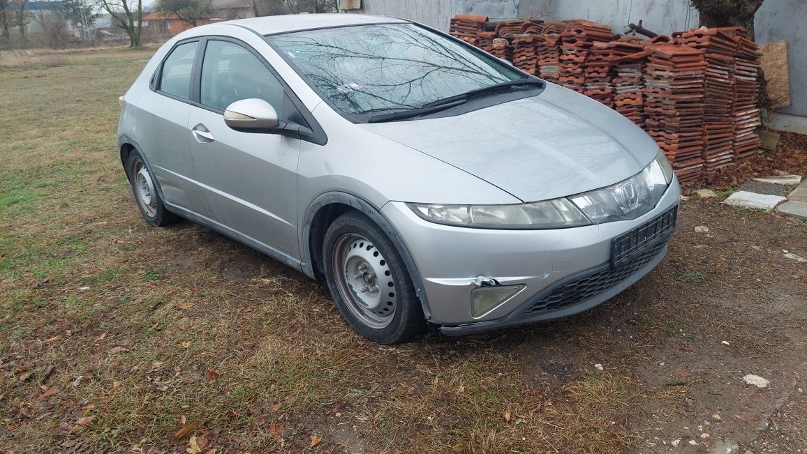 Honda Civic 8 2.2 дизел на части