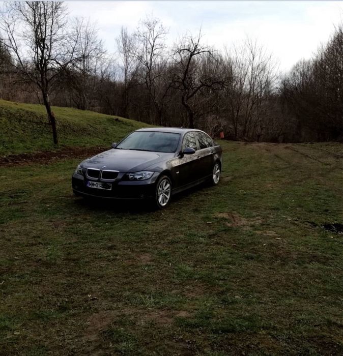 Vand bmw E90 2008 manual inmatriculat sau schimb cu Passat B7
