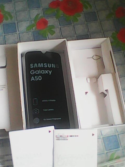 Смартфон SAMSUNG A50