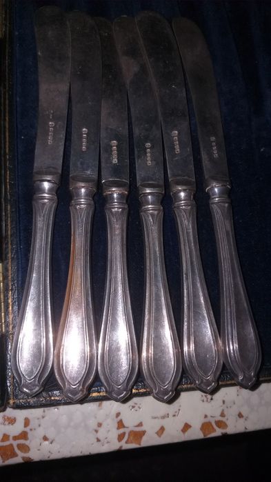 Vand set 6 cutite vechi din argint