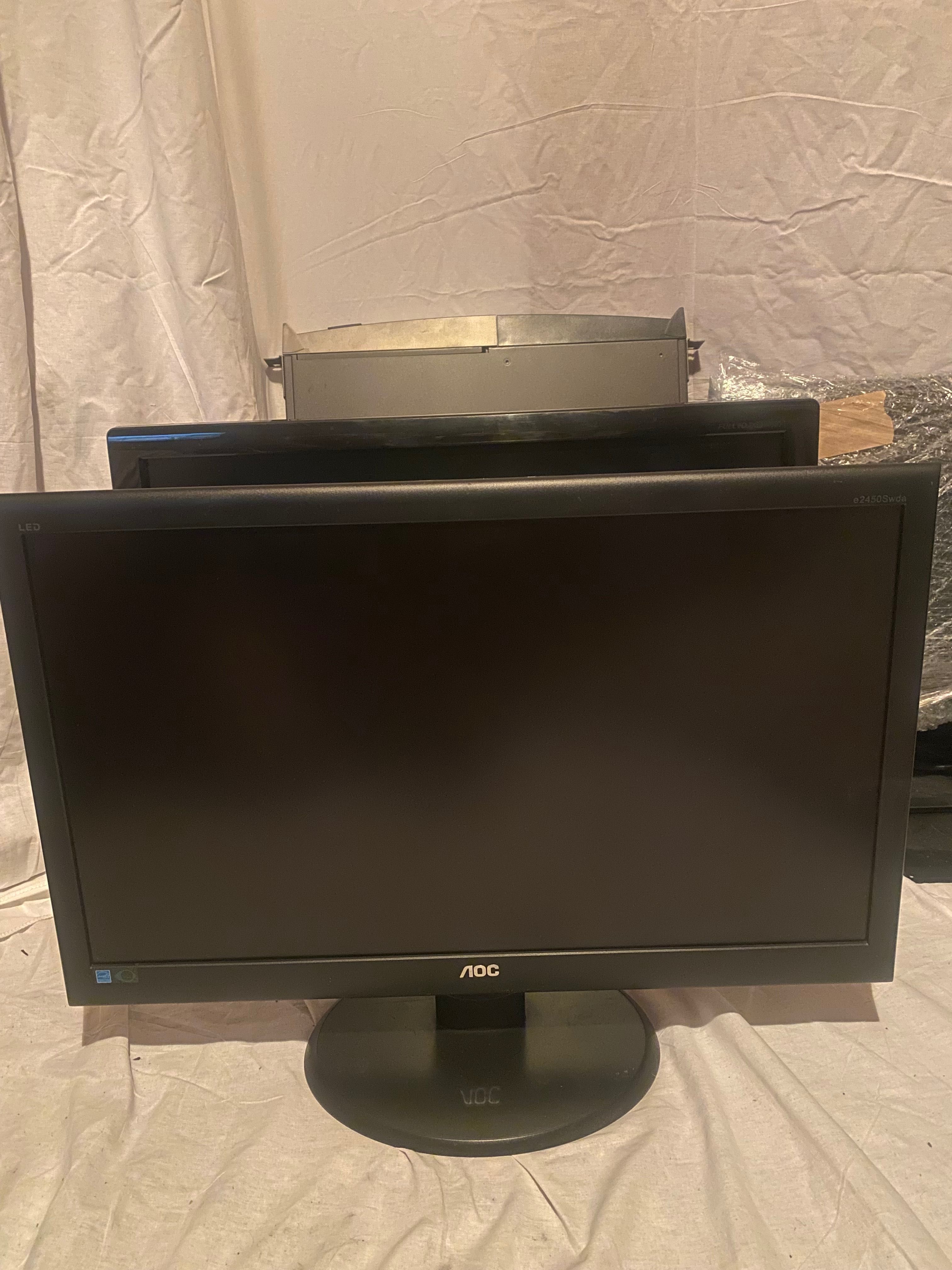 Монитор AOC 24 инча LCD
