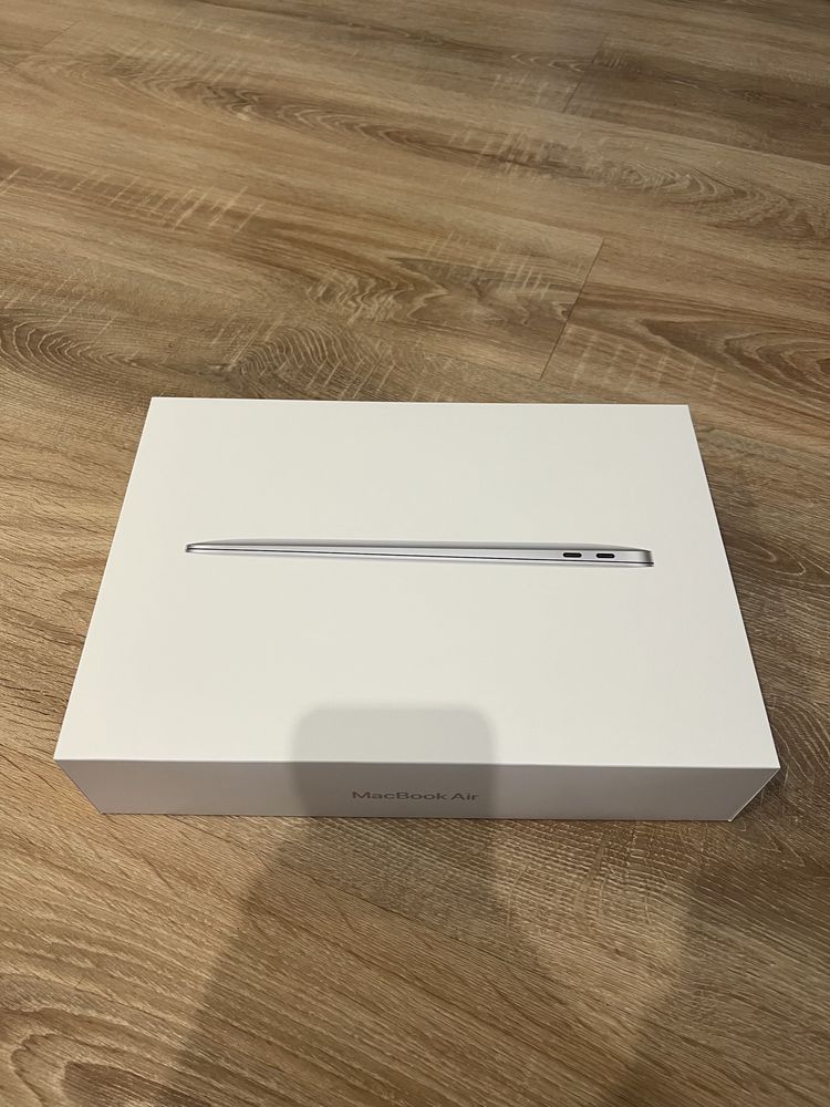 Macbook Air M1 13.3' ; 256GB + Apple Magic Mouse 3