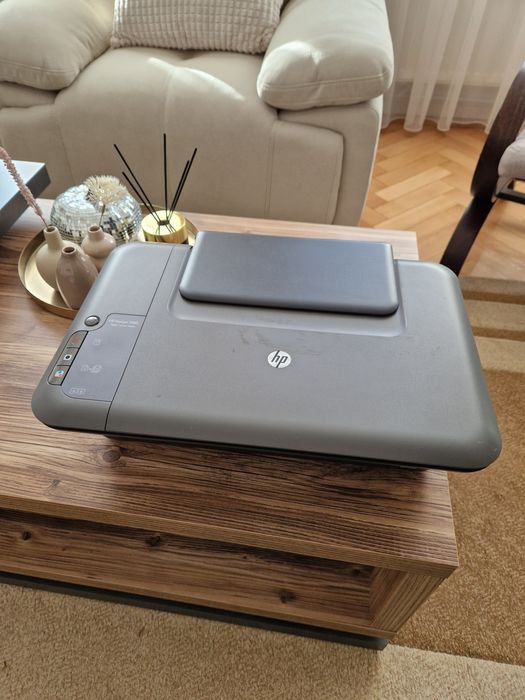 Imprimantă multifuncțională HP DeskJet 1050