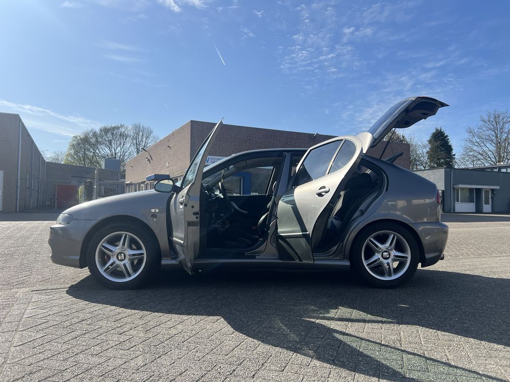 Seat Leon 1.9 ARL на части