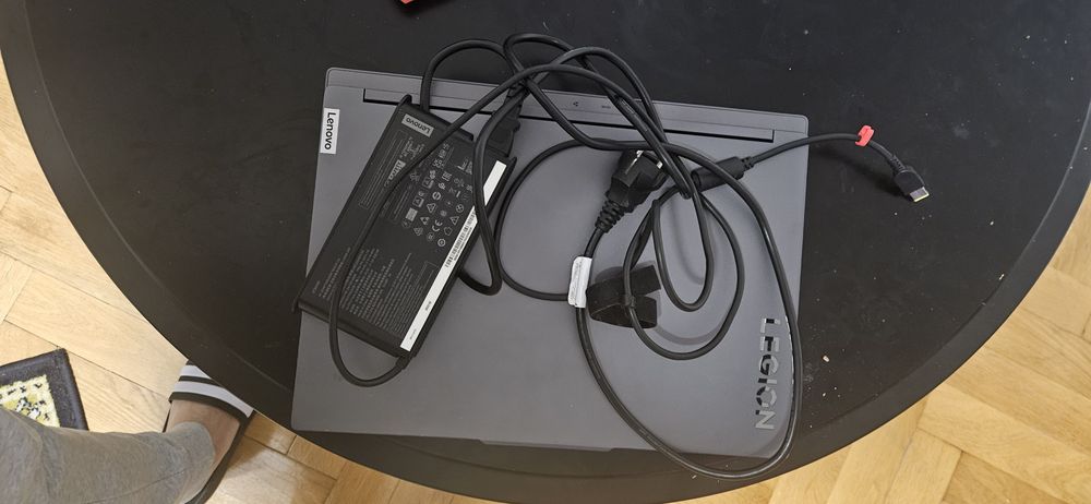 Laptop lenovo legion slim 5 16irh8