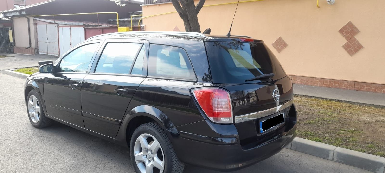 Opel Astra h An 2008 1.6 benzină twinport 105cp