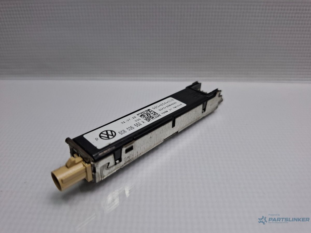 Amplificator antena VOLKSWAGEN JETTA IV 162, 163, AV3, AV2 2009 - > TDI CAYC 5C6035552A