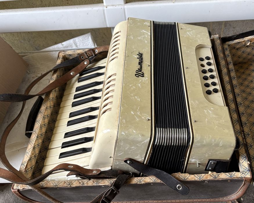 Акордеон Weltmeister