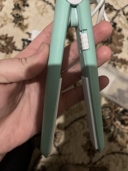 Мини утюжок.