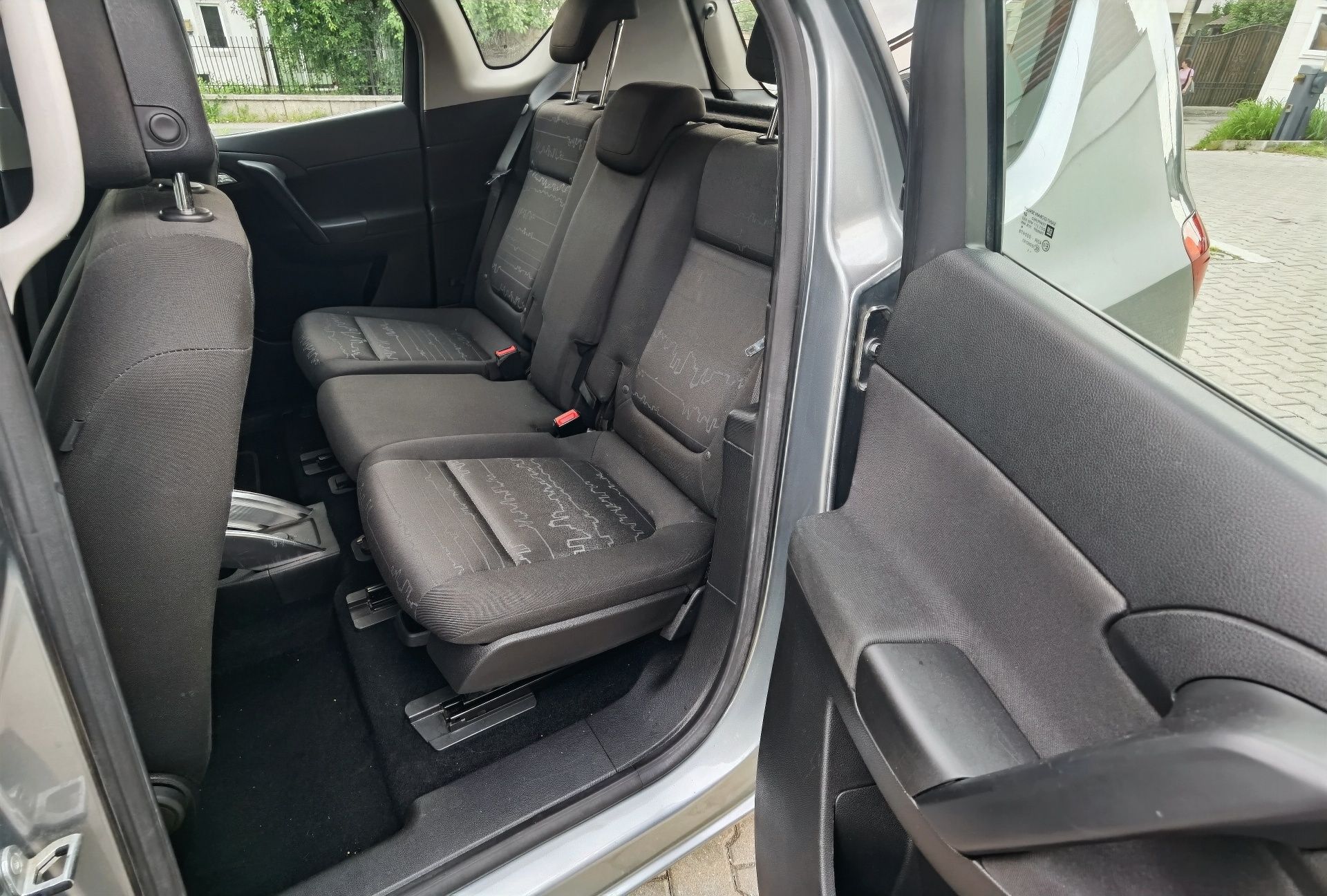Opel Meriva-B 1.4Turbo Benzină 140 CP model 2012 Proprietar