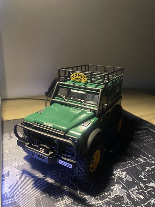 FMS FCX24M Discovery crawler