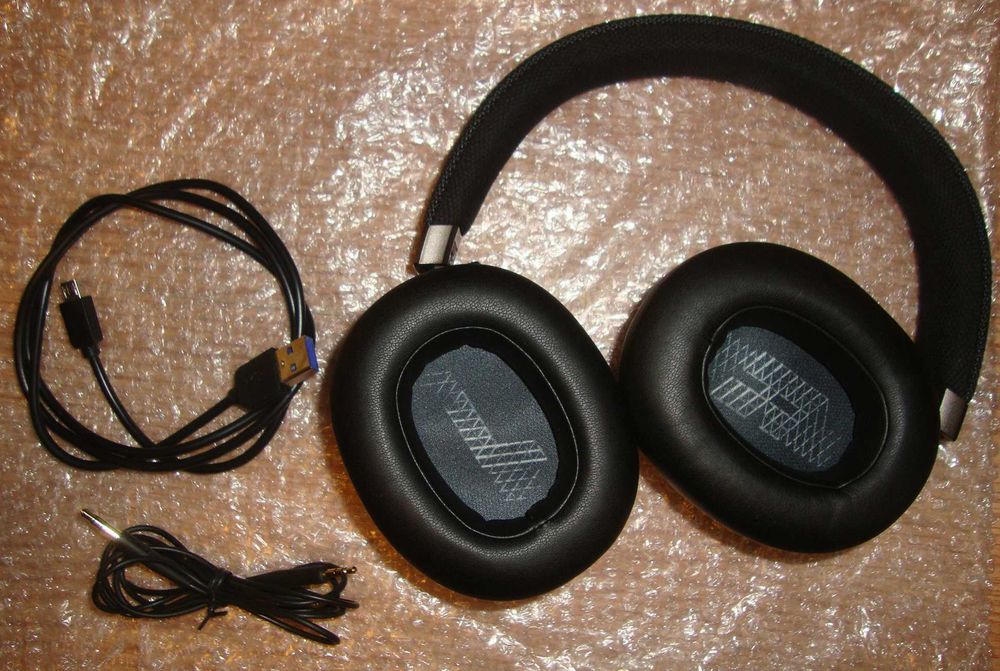Casti Wireless JBL Beats Skullcandy Senhaizer Momentum 4