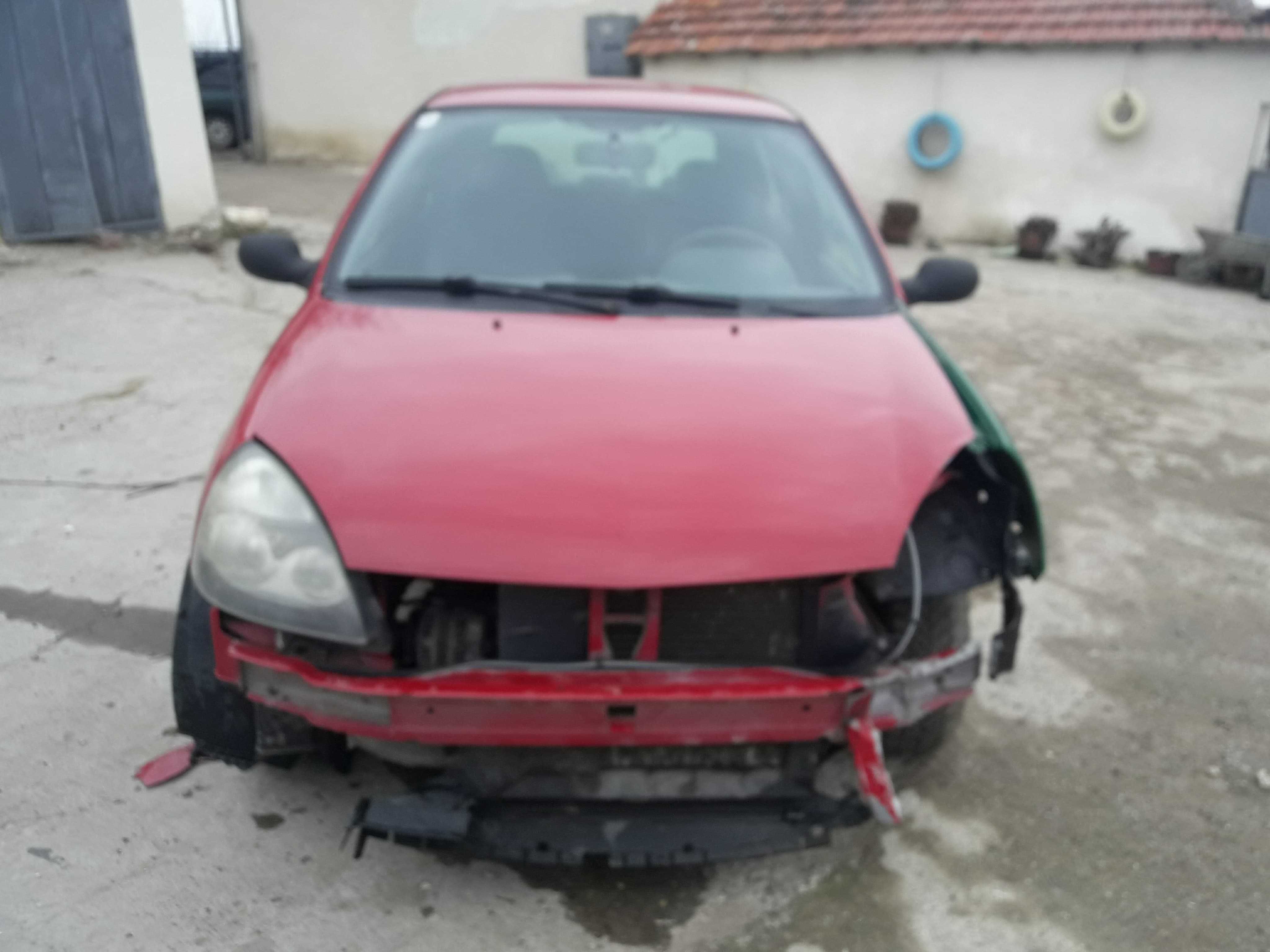 САМО НА ЧАСТИ Renault Clio 1,2