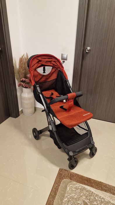 Carucior Sport Compact si Pliabil Pentru Avin Tip Troller Babystone