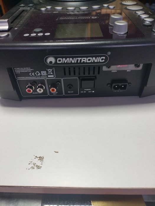 Продавам CDj omnitronic DMS 1050