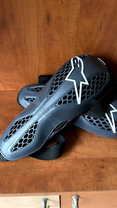 Чисто нови оригинални наколеки Alpinestars за мотокрос MTB с етикети
