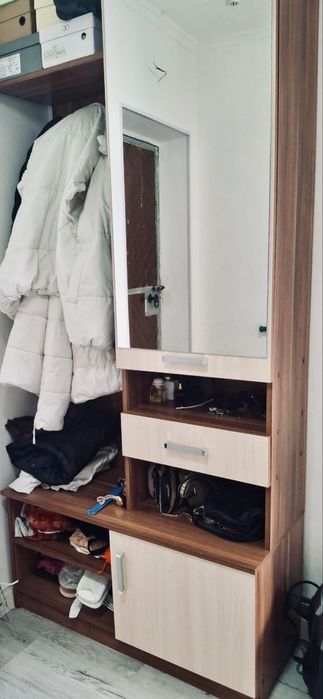Шкаф в прихожую
