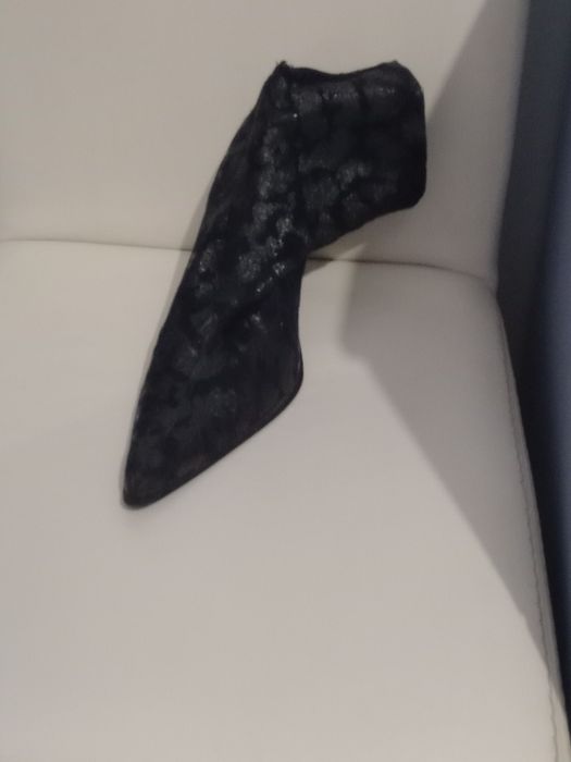 Дамски боти и ботуши