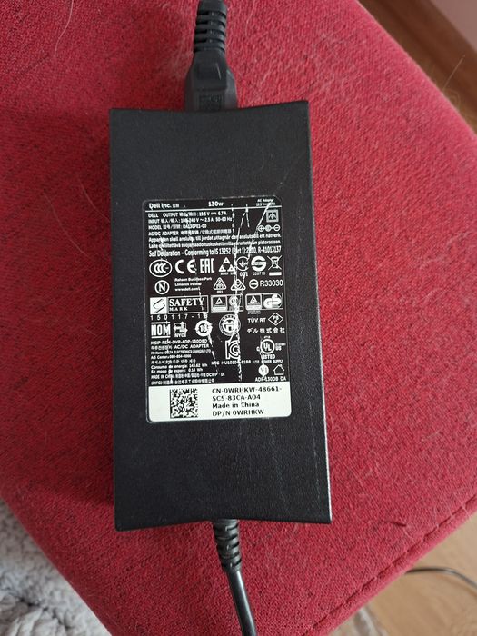 Laptop Dell Precision 3551/ i7-10850H/ Nvidia Quadro P620