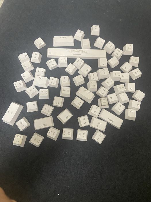 Продам кейкапы на механичкскую клавитуру