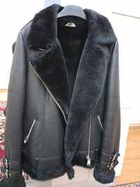 Продам куртку кожанную черную производство Турция размер 42