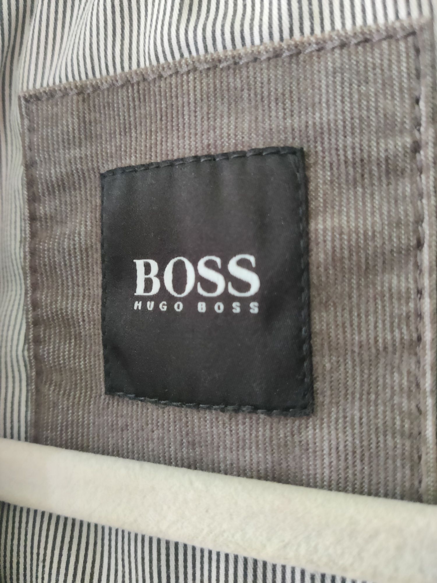 Sacou Hugo Boss, marimea 50