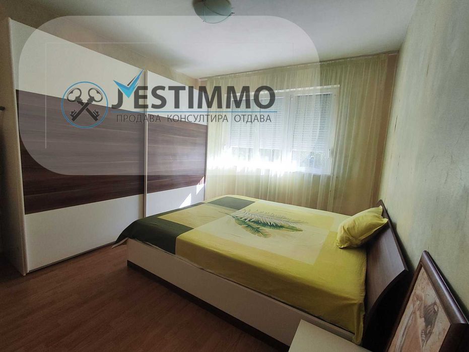 Продава се Тристаен апартамент в Варна, Електрон - 92 кв.м за 10 €/кв.м - Снимка #1