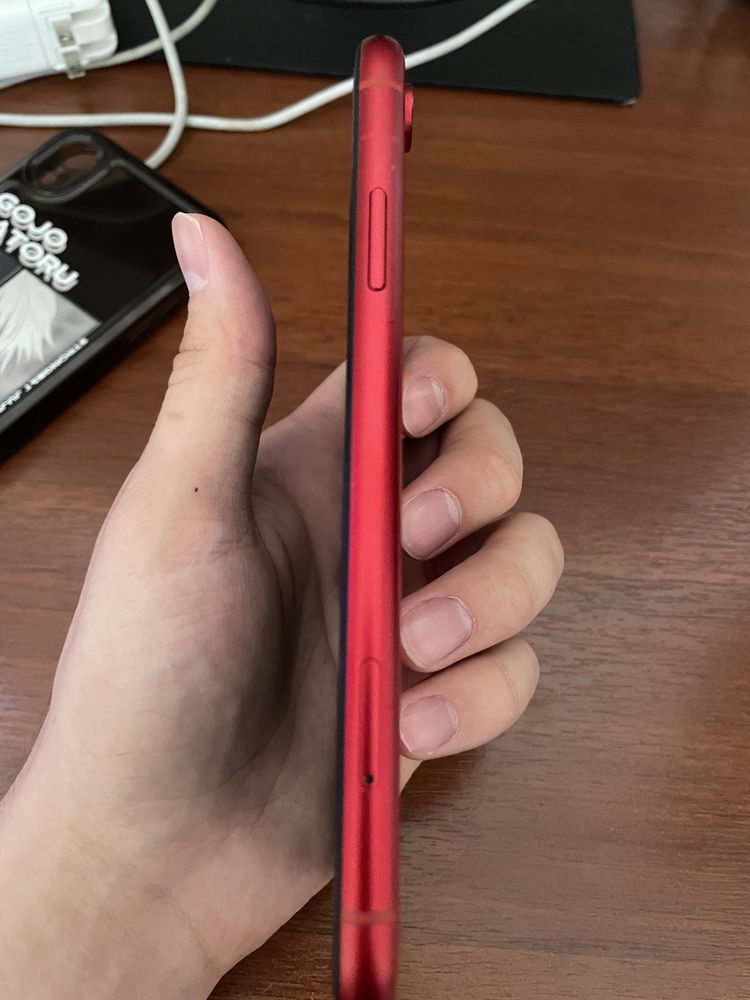 Iphone XR product red 256 гб