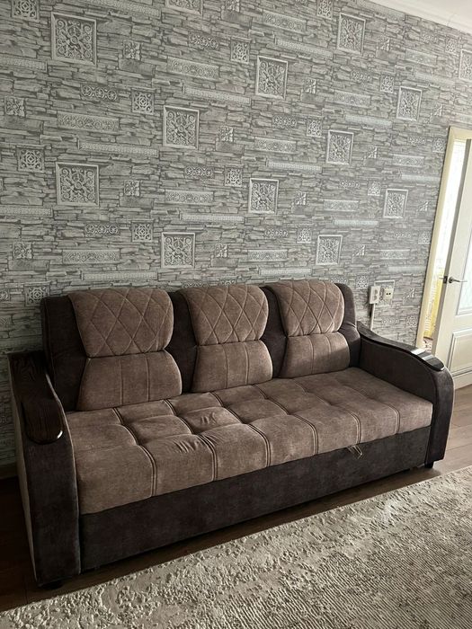 Продам диван в отличном состоянии