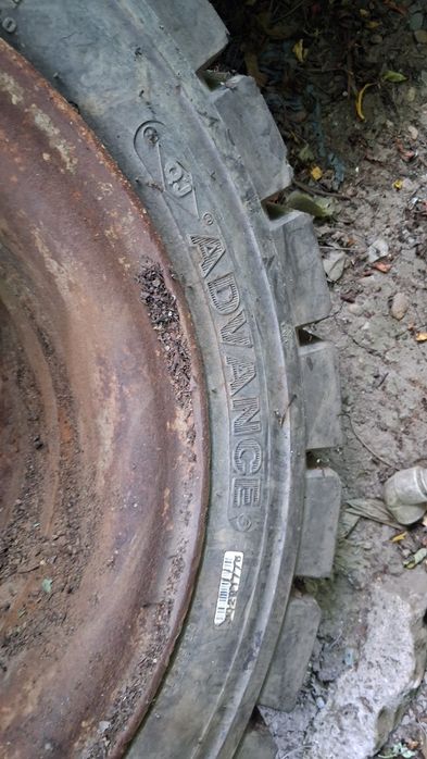 Roti stivuitor cu camera