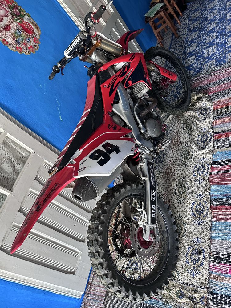 Vand honda cfr 250 an 2012