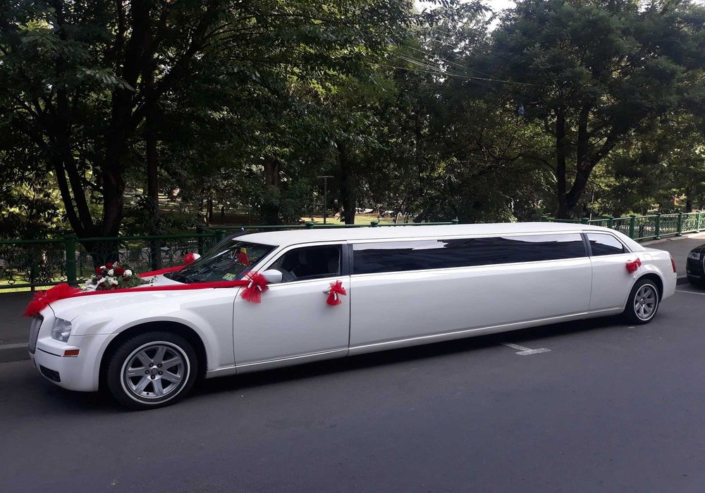 Limuzina USA, EXCALIBUR vintage, epoca, SUA, pentru evenimente nunti